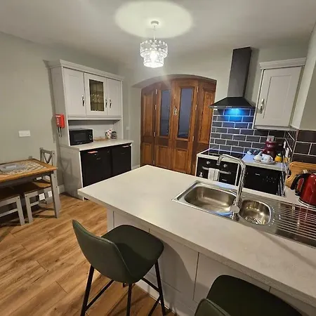 Private House In Сasa de vacaciones Oldcastle